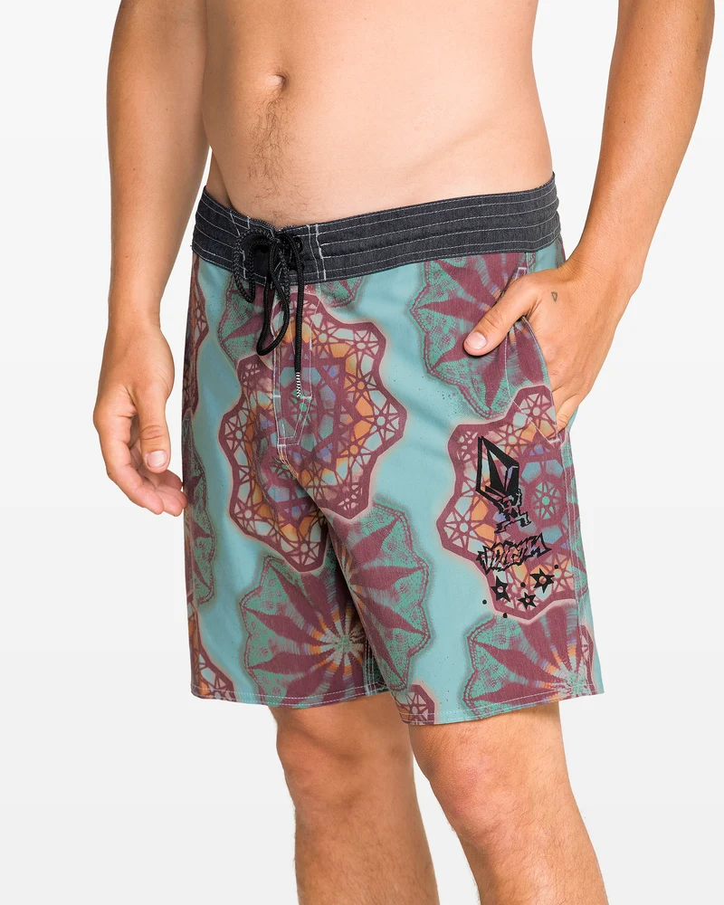 Pcs Star Shields Stoney 18" Boardshorts - Black
