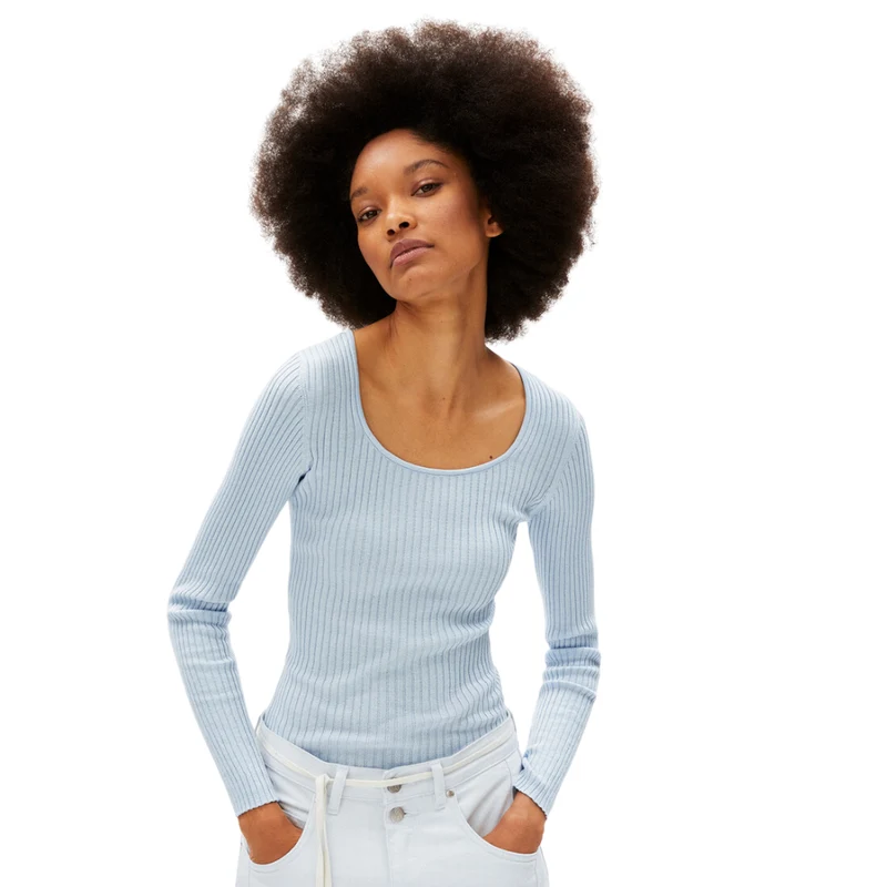 ALAANIA CREWNECK