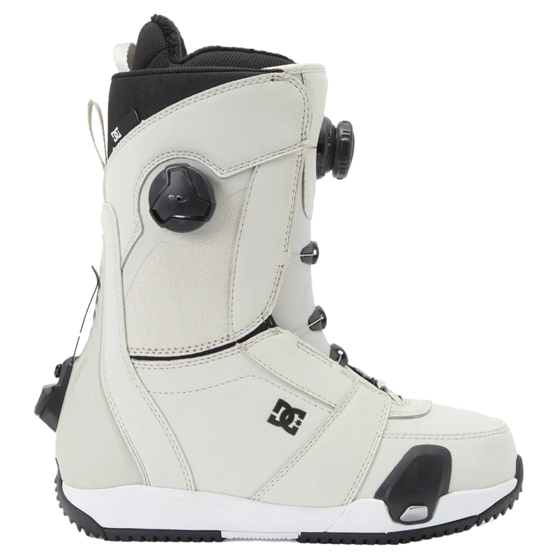 Lotus Step On Boot 2025