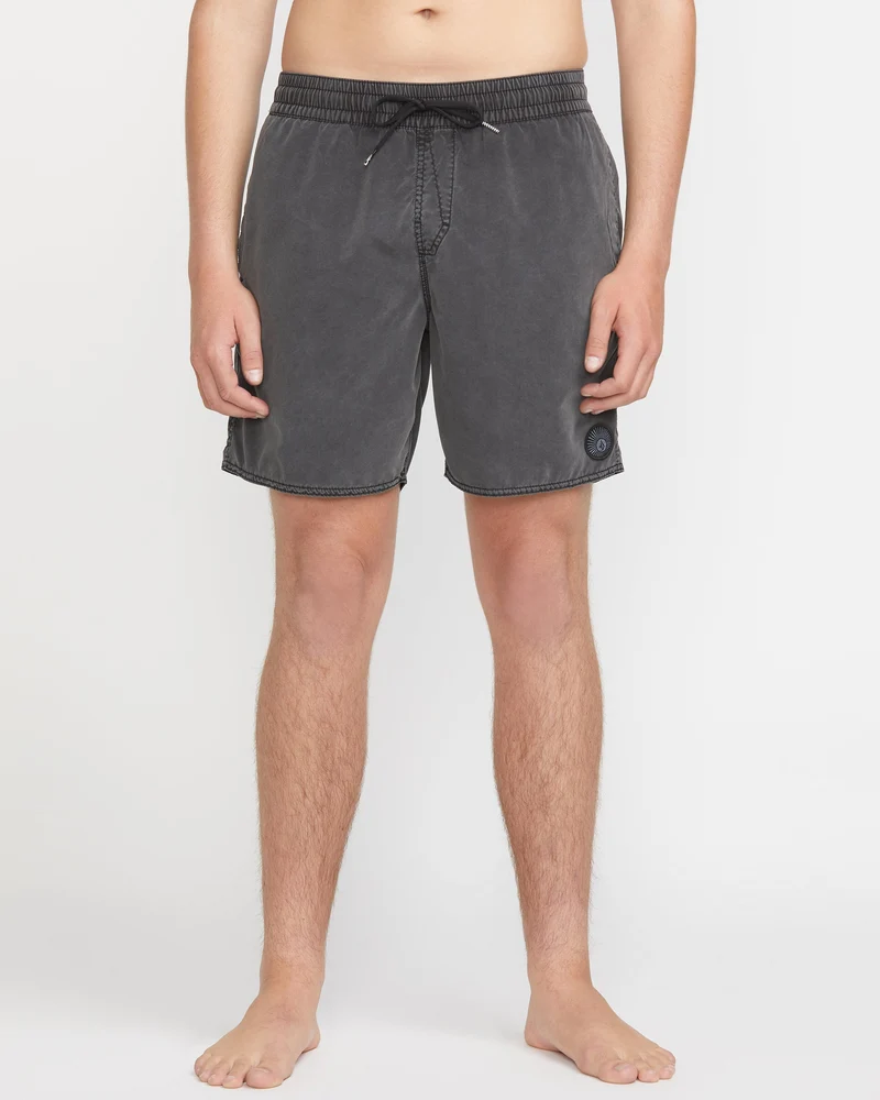 Center Trunk 17" Boardshorts - Black