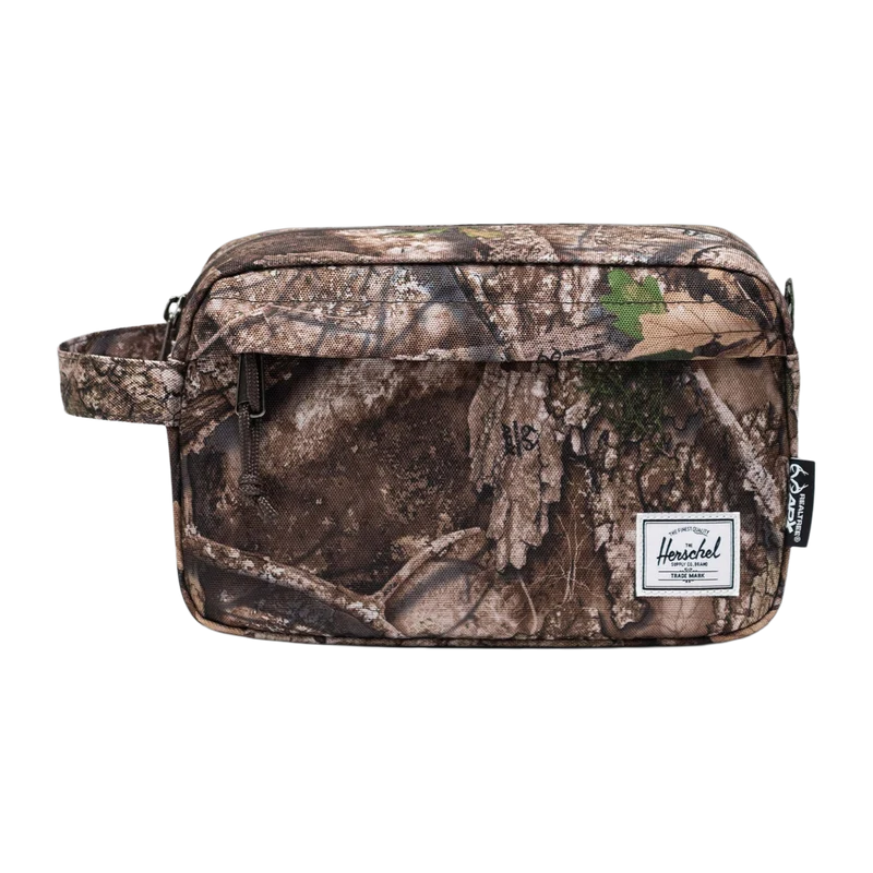 Realtree® Chapter Travel Kit