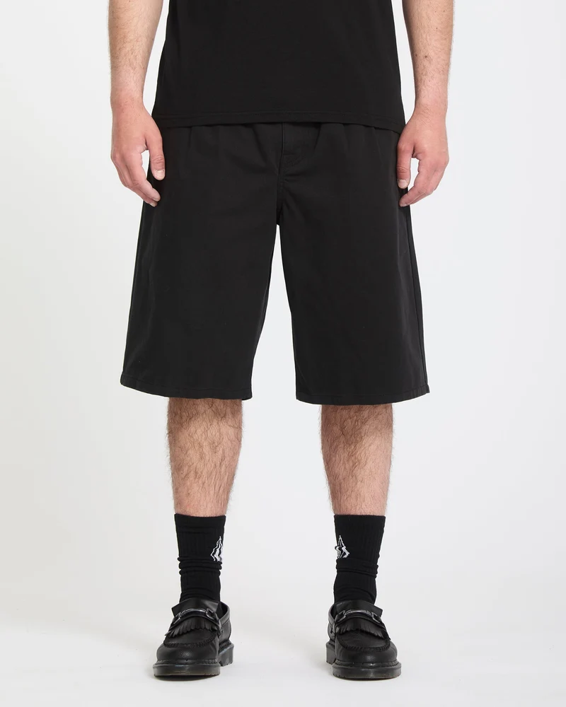 Chillow Pleat 24" Elasticated Waist Chino Shorts - Black