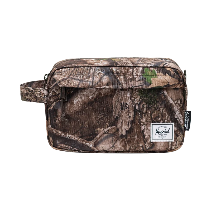Realtree® Chapter Travel Kit