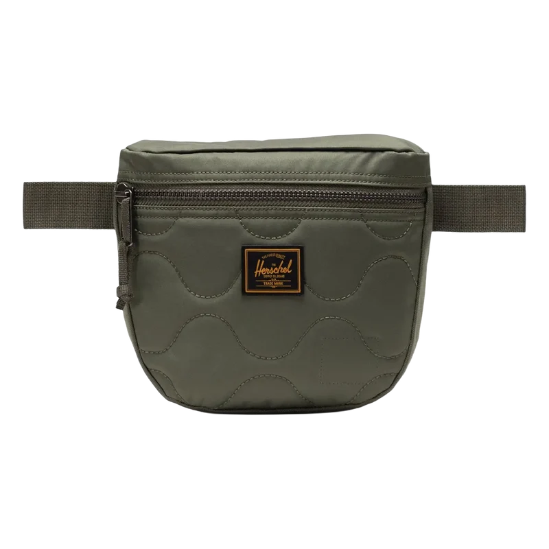 Settlement Quilted Capsule Hip Pack