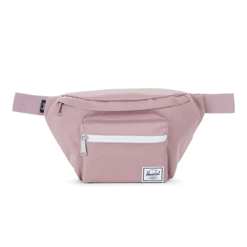 Seventeen Hip Pack