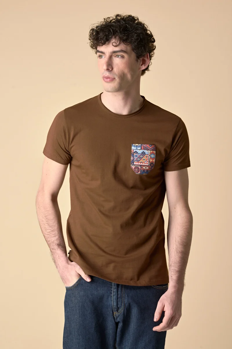 T-Shirt Moro con Taschino in tessuto V2