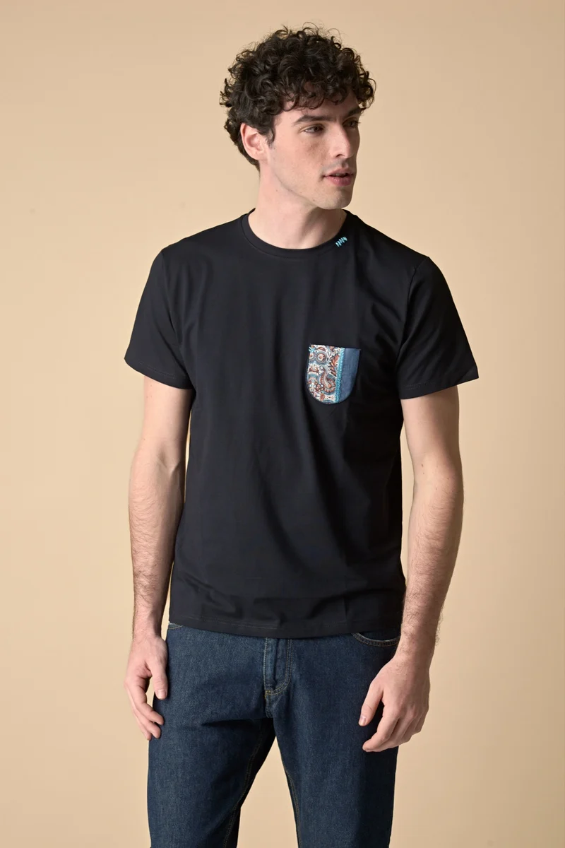 T-Shirt Blu con taschino in tessuto V2 ricamato