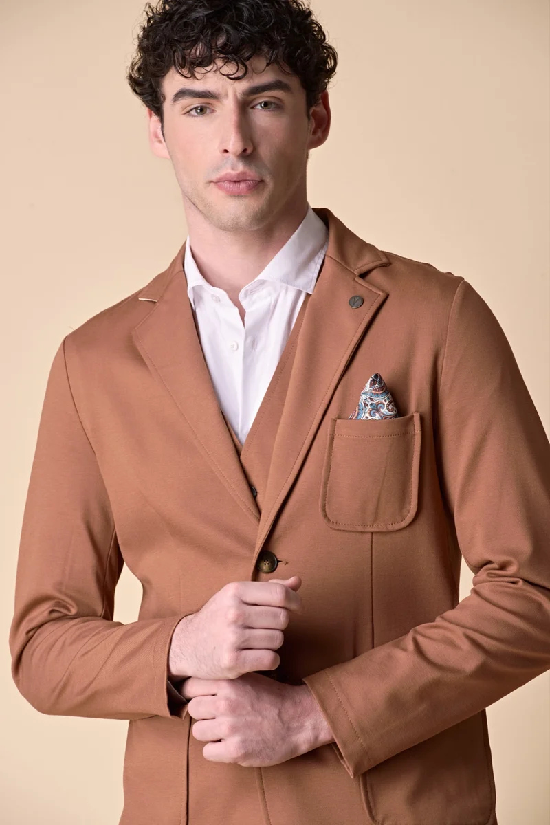 Giacca Sartoriale in Jersey Tabacco con pochette in tessuto V2