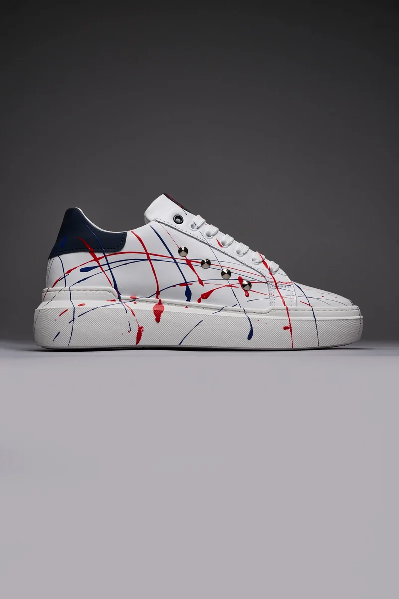 VEGAS - Sneakers a suola alta retro Blu con borchie e schizzi di vernice