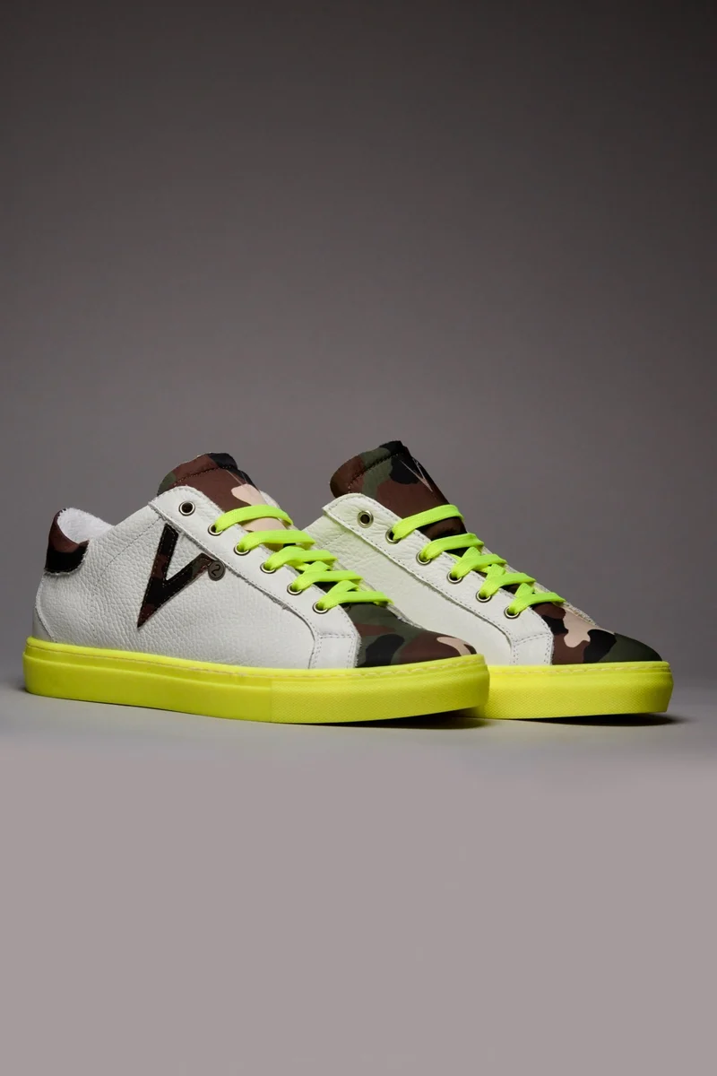 OLYMPIC RAINBOW - Sneakers a suola bassa Bianca con suola e lacci Giallo Fluo e linguetta in tessuto Camouflage