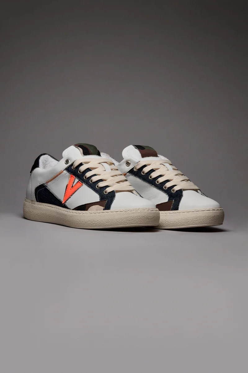 PABLITO - Sneakers con inserti Jeans Camouflage e Arancio Fluo e Ricami