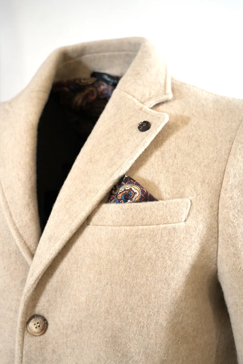 Cappotto Monopetto Sartoriale in lana Cammello con pochette e fodera interna in Tessuto V2