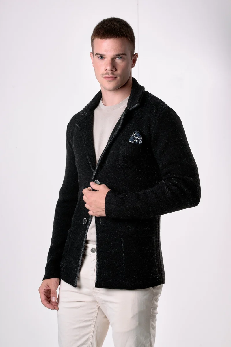Giacca Monopetto in filato Soft Touch Nera con pochette in tessuto V2